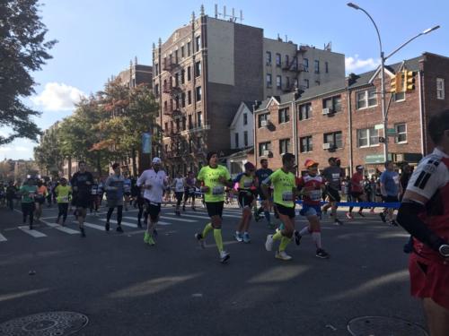 2019 #tcsnycmarathon Bay Ridge, Brooklyn Mile 4