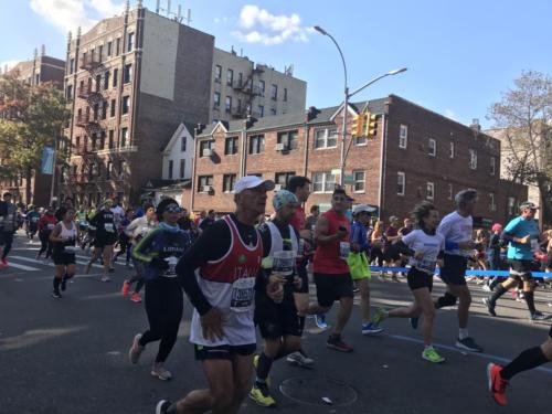 2019 #tcsnycmarathon Bay Ridge, Brooklyn Mile 4