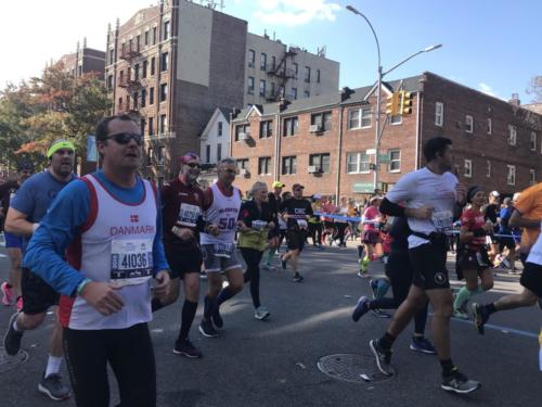 2019 #tcsnycmarathon Bay Ridge, Brooklyn Mile 4