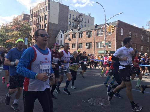 2019 #tcsnycmarathon Bay Ridge, Brooklyn Mile 4