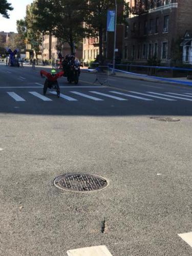 2019 #tcsnycmarathon Bay Ridge, Brooklyn Mile 4